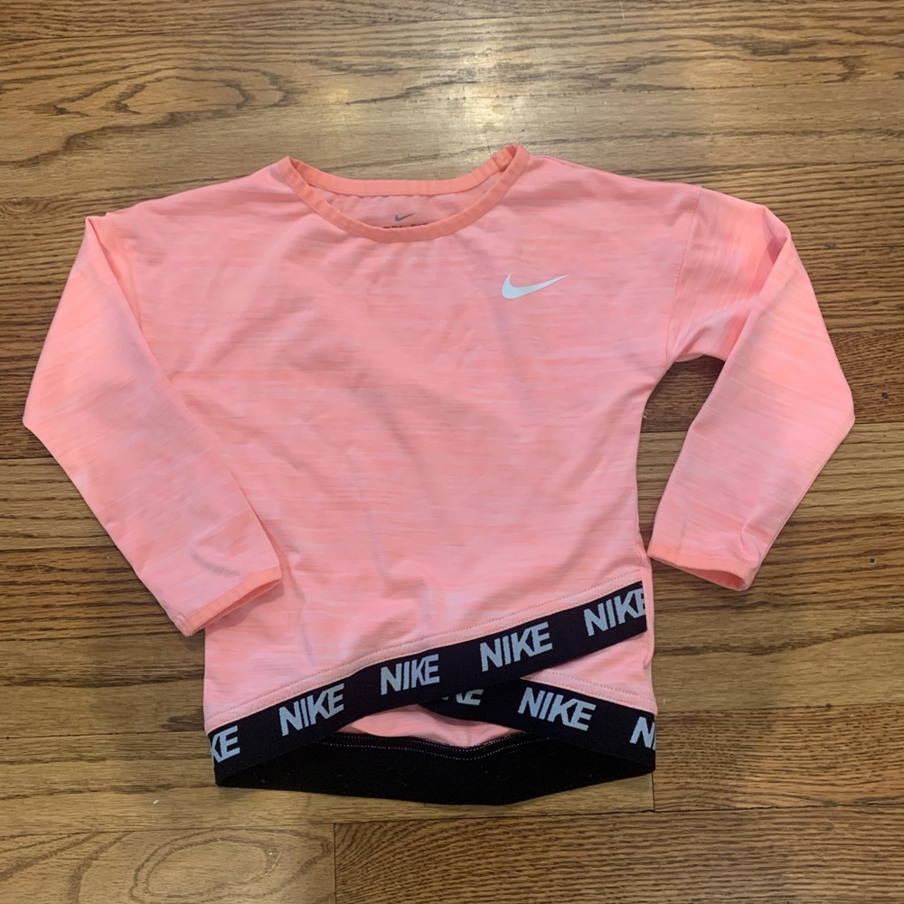 3T Nike  Dry Fit top